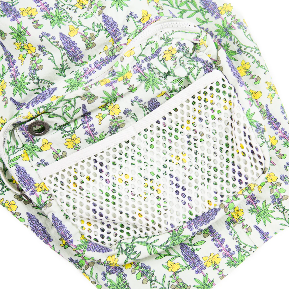 ACG Snowgrass Cargo Shorts AOP (Light Bone) - Image 3