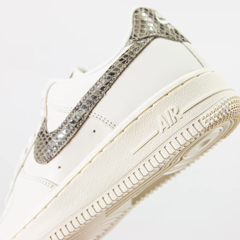 WMNS Air Force 1 '07 (Phantom/Lt. Iron Ore) - Image 4