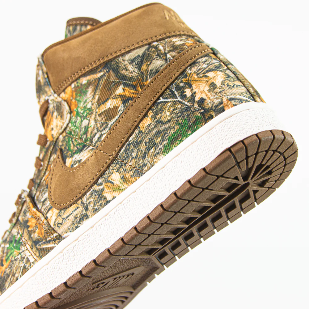 Jordan Air Ship PE SP (Multi-Color/Oil Green) - Image 3