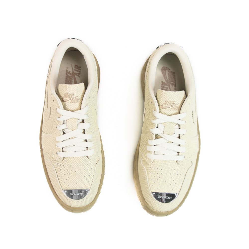 Wmns Air Jordan 1 Brooklyn Low (Rattan/Desert Camo-Rattan) - Image 4