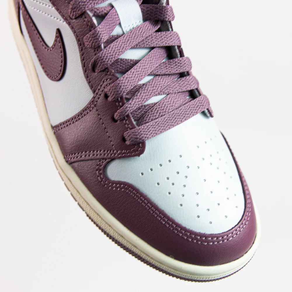 Wmns Air Jordan 1 Mid (Pure Platinum/Sky J Muave-Sail) - Image 3